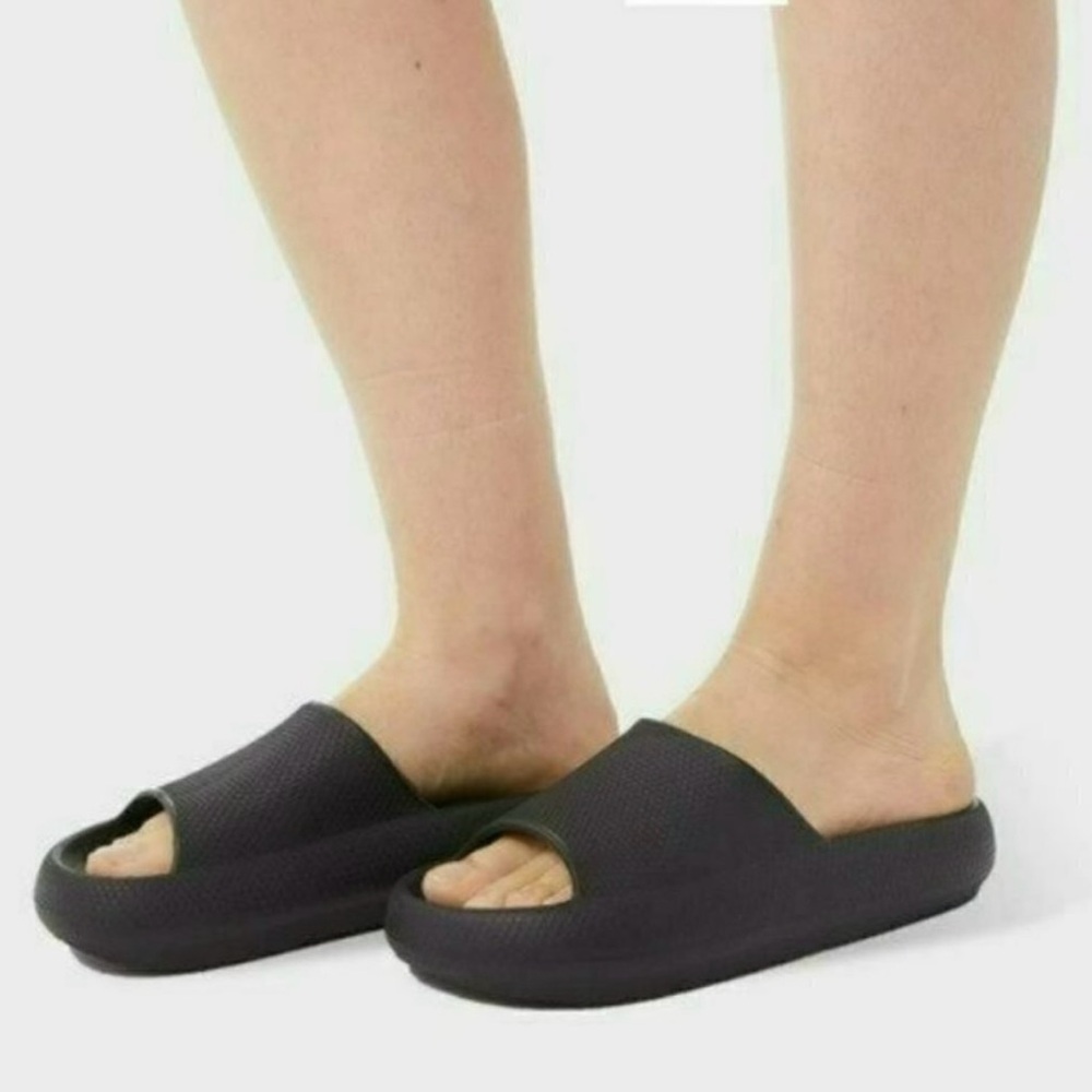 NWOT 32 Degrees Ultra-soft EVA Black Unisex Slide Sandals W9/10 - Picture 7 of 7